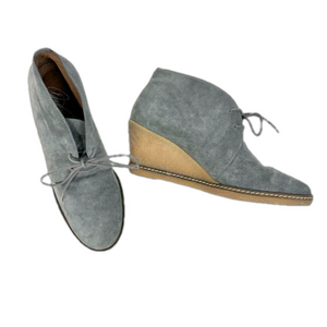 Donald J. Pliner Harmony suede shoes